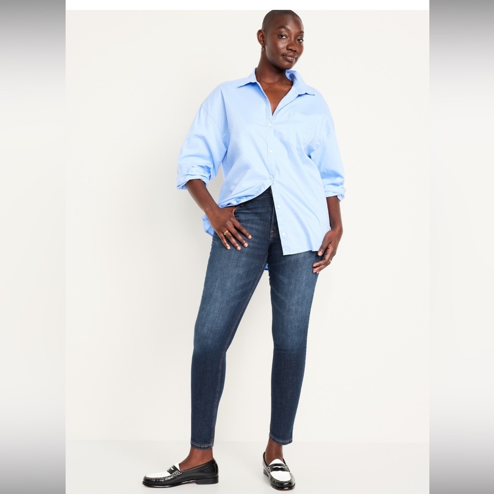 Old Navy Mid-Rise RockStar Super Skinny 16 Short